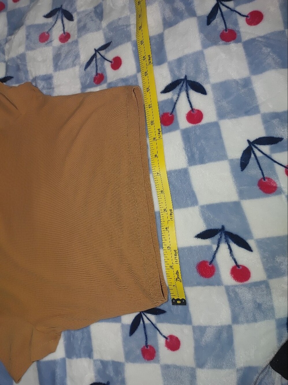 Short Sleeve Cropped Tee - Women Tops - Picture 10 of 10